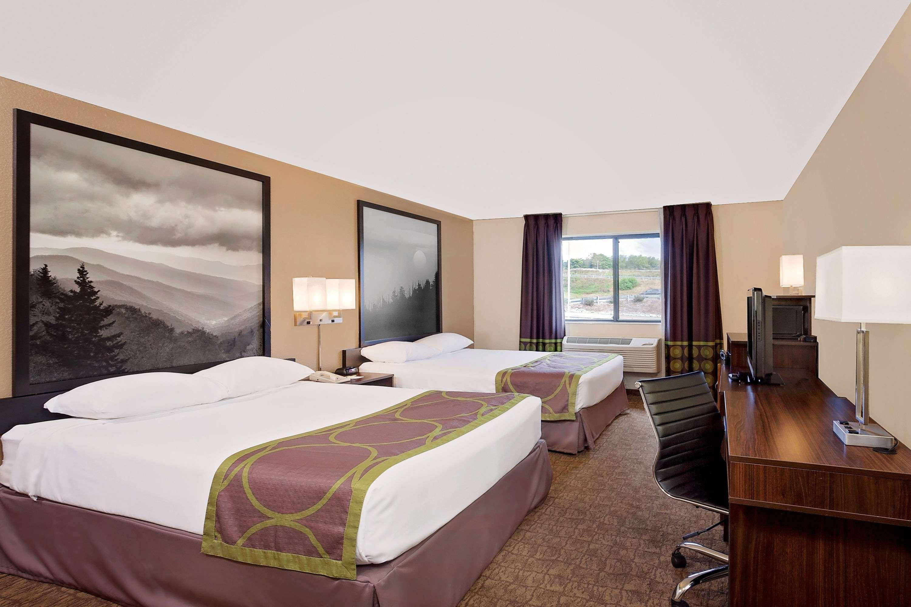 Super 8 By Wyndham Lebanon Hotel Exterior photo